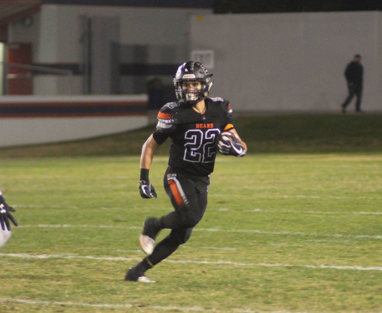 Bears top Thunderbirds, move on to Division IV championship
